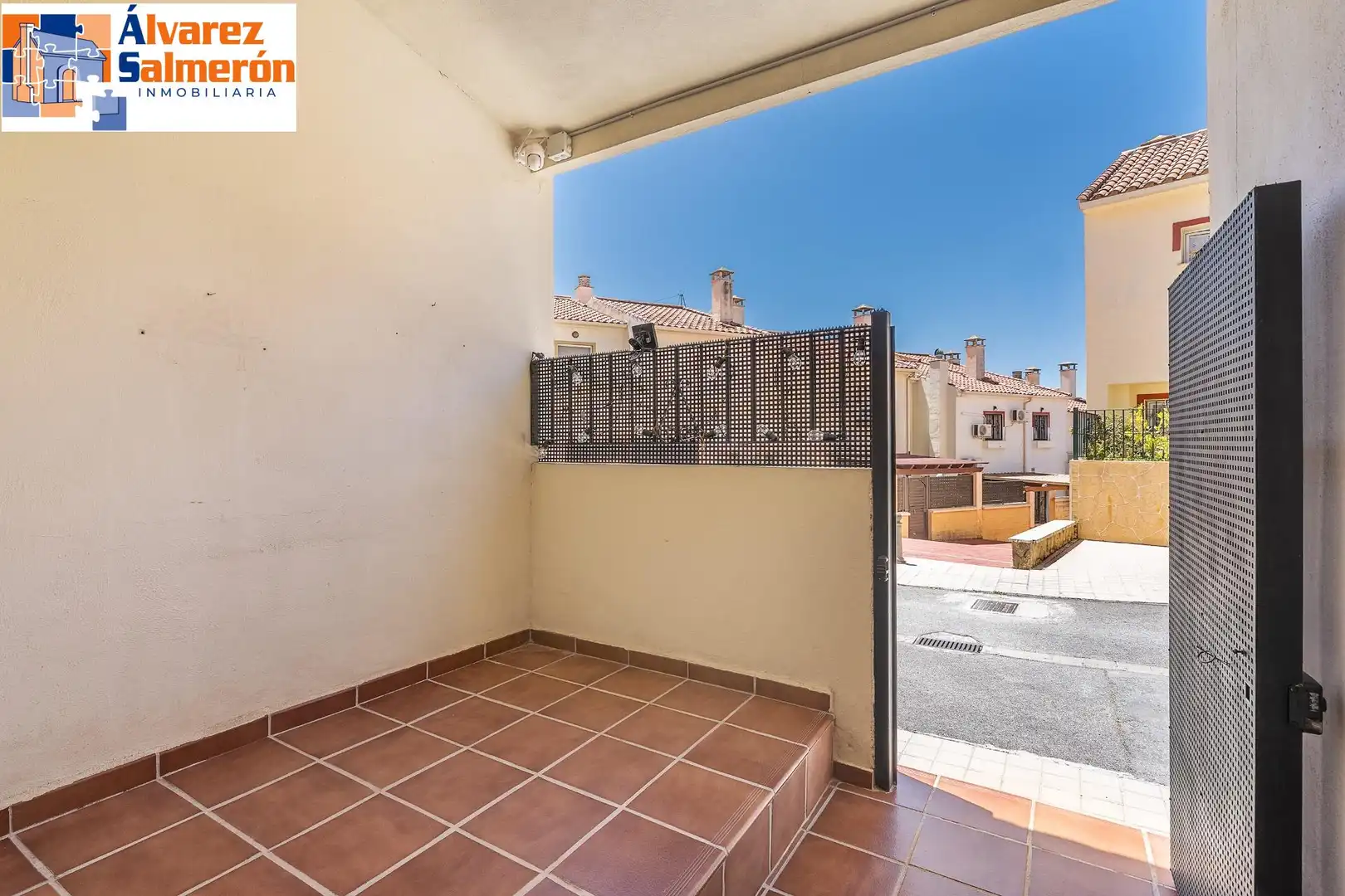 Terrassa de Casa adosada en venda en Huétor Vega amb Calefacció