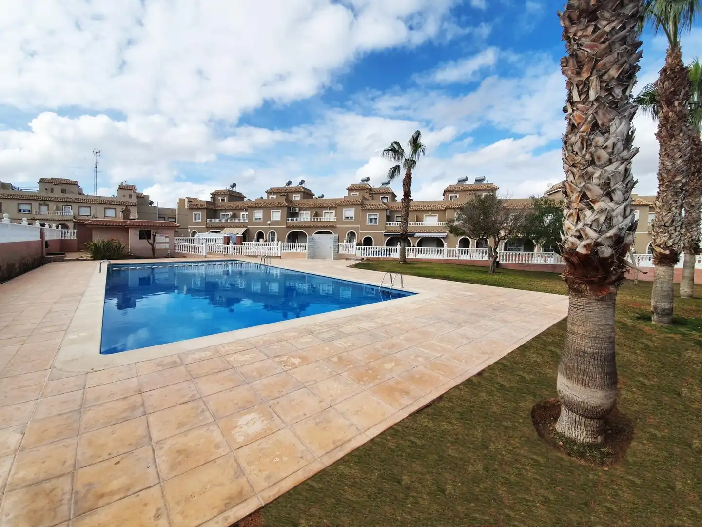 Piscina de Casa o xalet en venda en Santa Pola amb Aire condicionat, Calefacció i Jardí privat