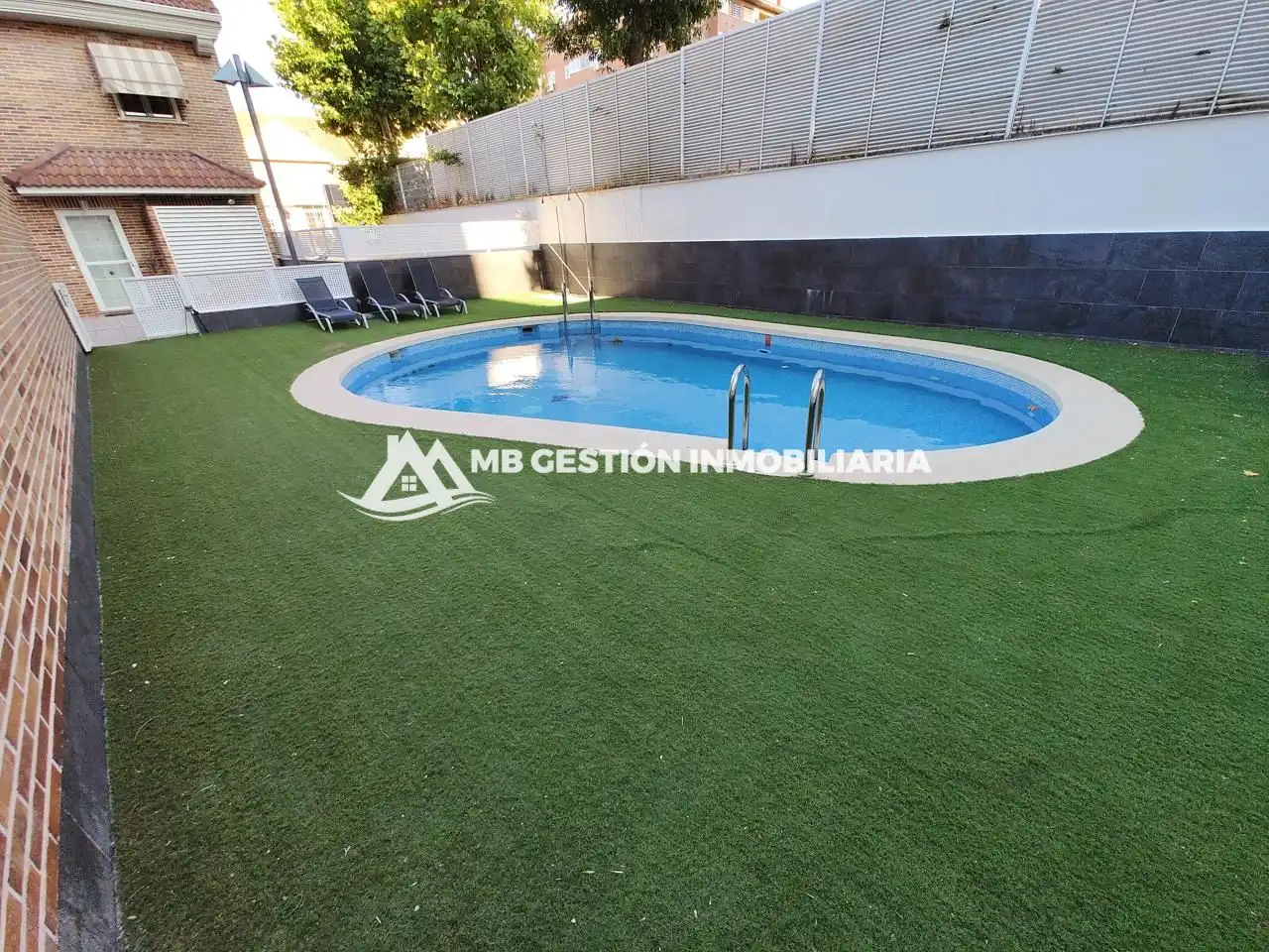 Detached homes for sale in Calle de Luarca, La Serna