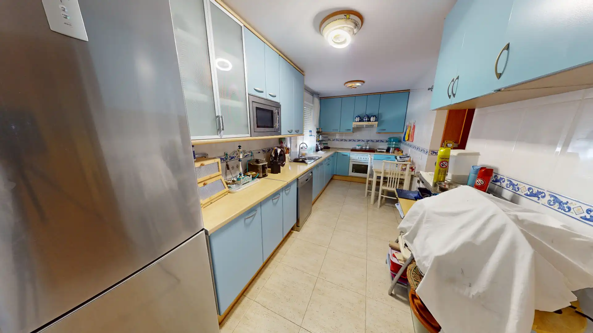 Cuina de Casa o xalet en venda en El Campello amb Aire condicionat, Jardí privat i Terrassa