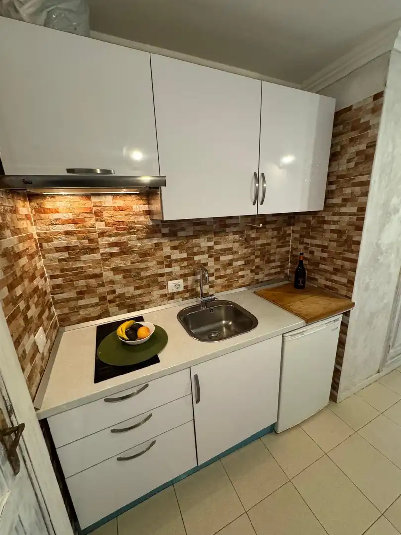 Küche von Wohnung zum Verkauf in San Miguel de Abona mit Privatgarten, Terrasse und Möbliert
