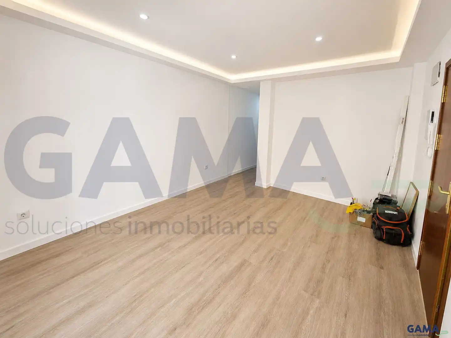 Flat for sale in Carcaixent  with Terrace