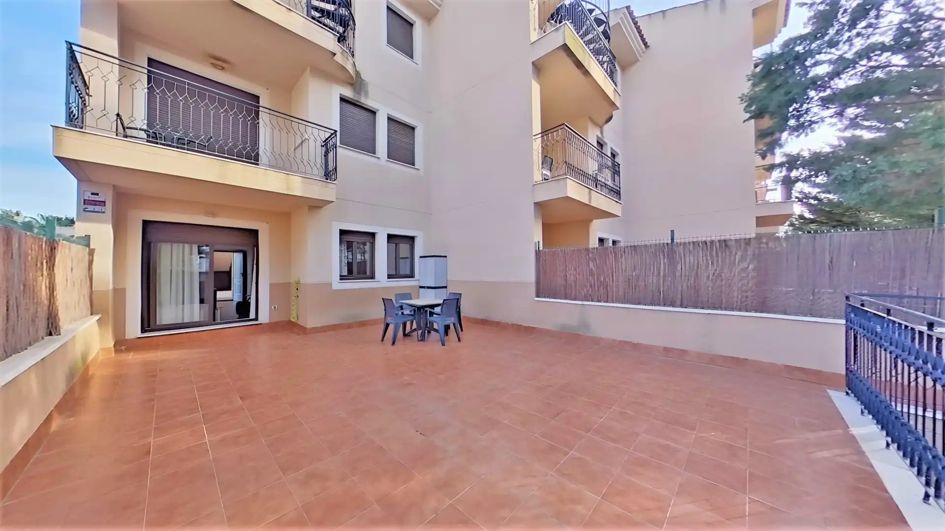 Terrassa de Apartament en venda en Águilas amb Aire condicionat, Calefacció i Jardí privat