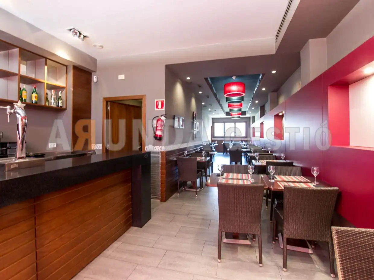 Local en venta en La Selva del Camp con Aire acondicionado, Calefacción y Amueblado