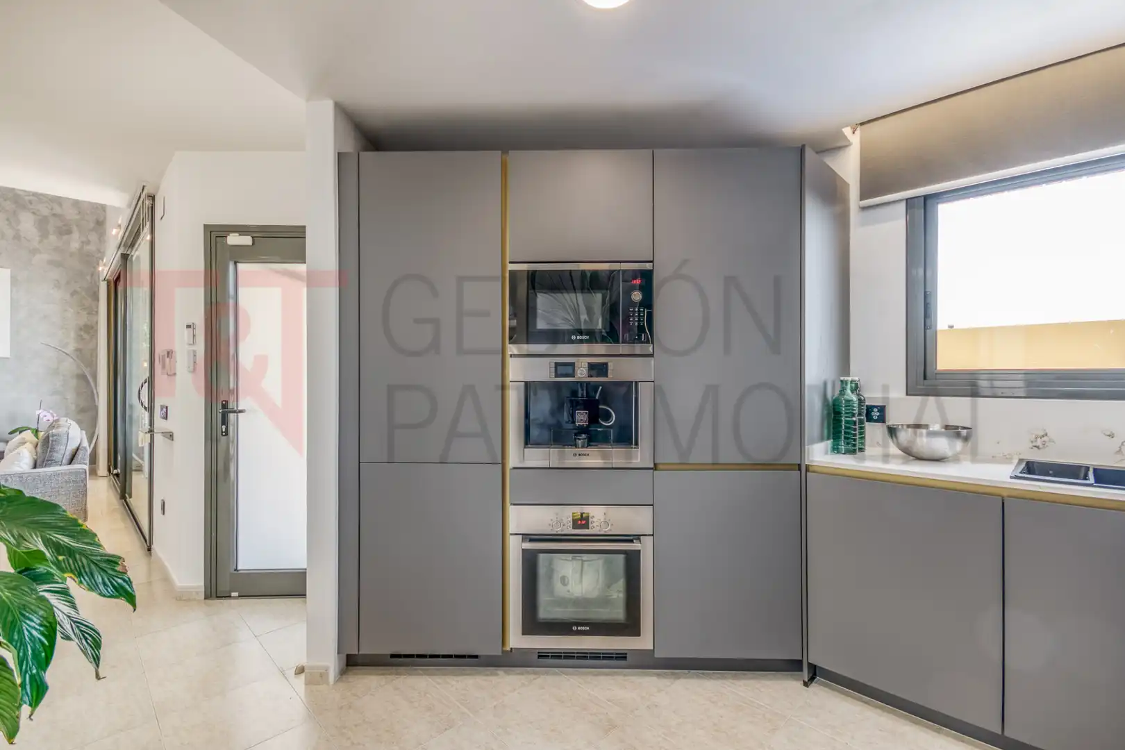 Cocina de Casa o chalet en venta en Vilanova i la Geltrú con Aire acondicionado, Calefacción y Terraza