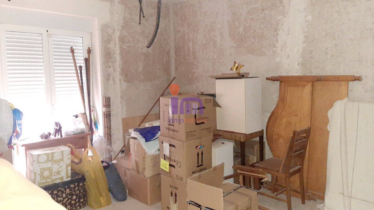 Flat for sale in Valdepeñas  with Heating