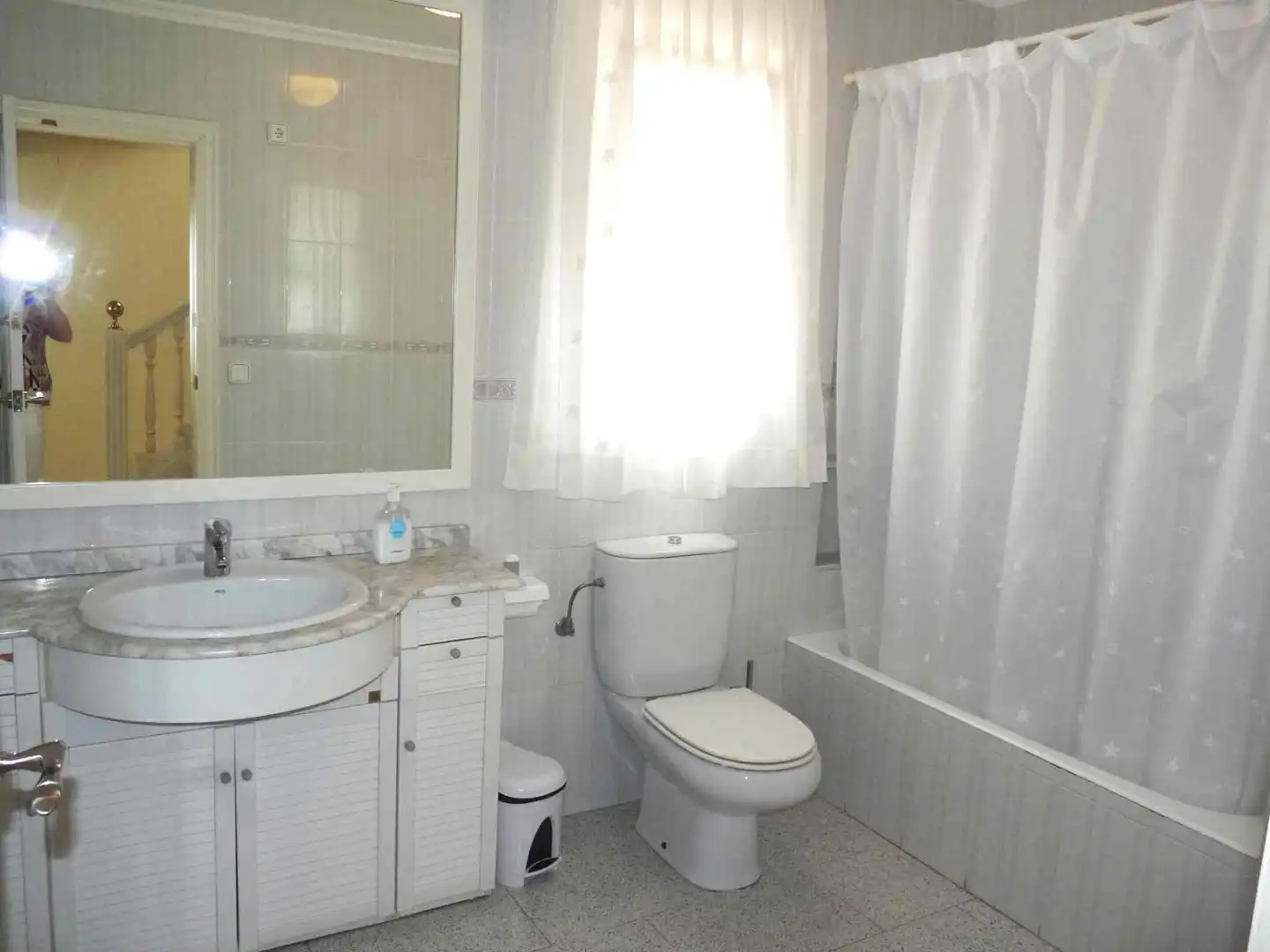 Bany de Casa o xalet de lloguer en Dénia amb Aire condicionat, Jardí privat i Terrassa