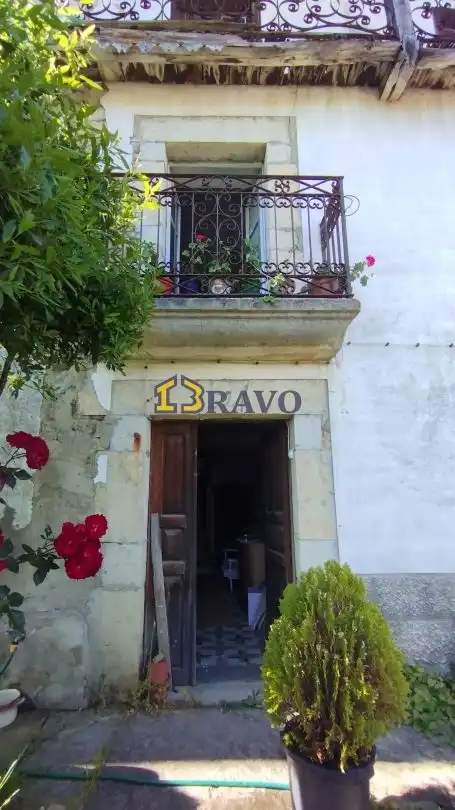 Casa o chalet en venta en Espinosa de los Monteros con Jardín privado, Trastero y Balcón