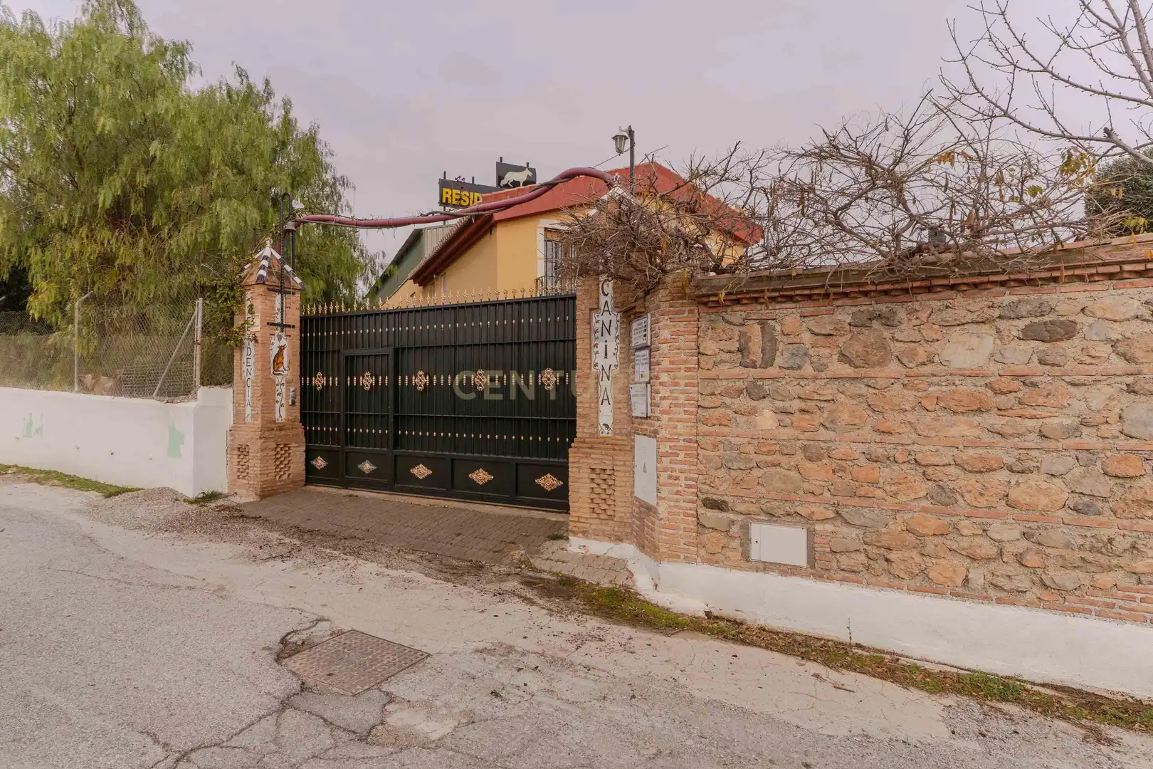 Vista exterior de Casa o chalet en venta en Dúrcal con Jardín privado