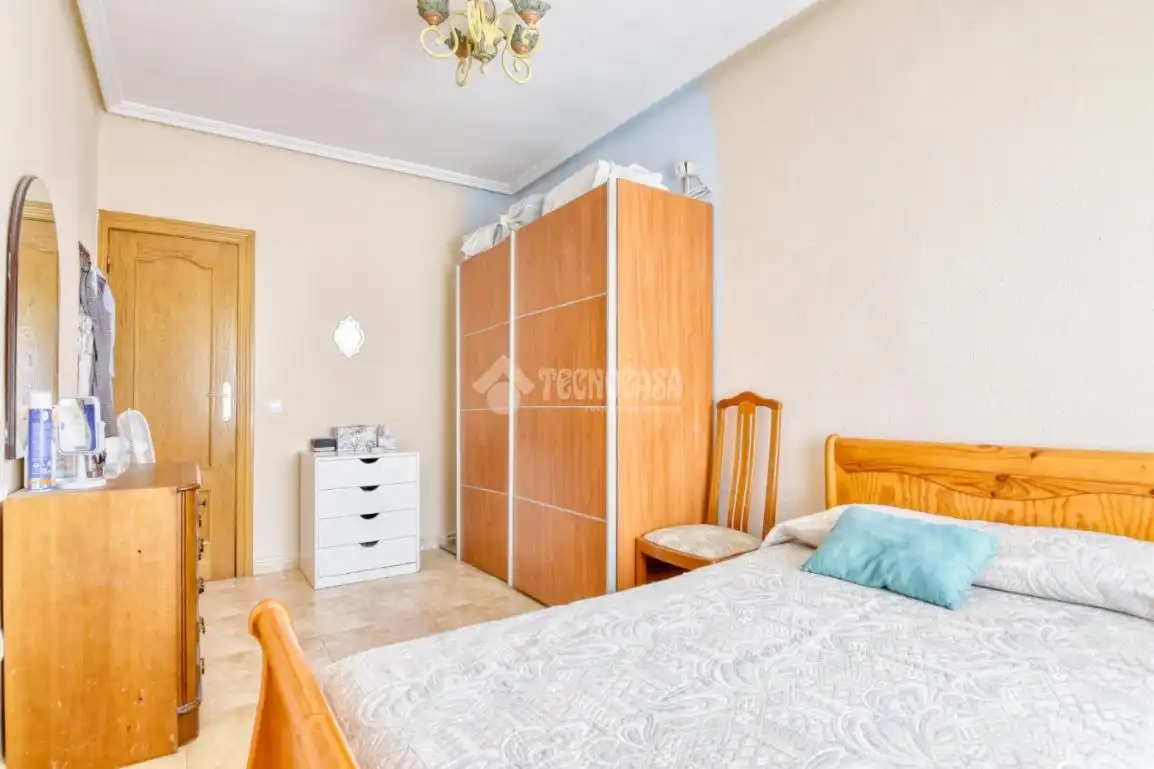 Habitación de Piso en venta en Salamanca con Calefacción