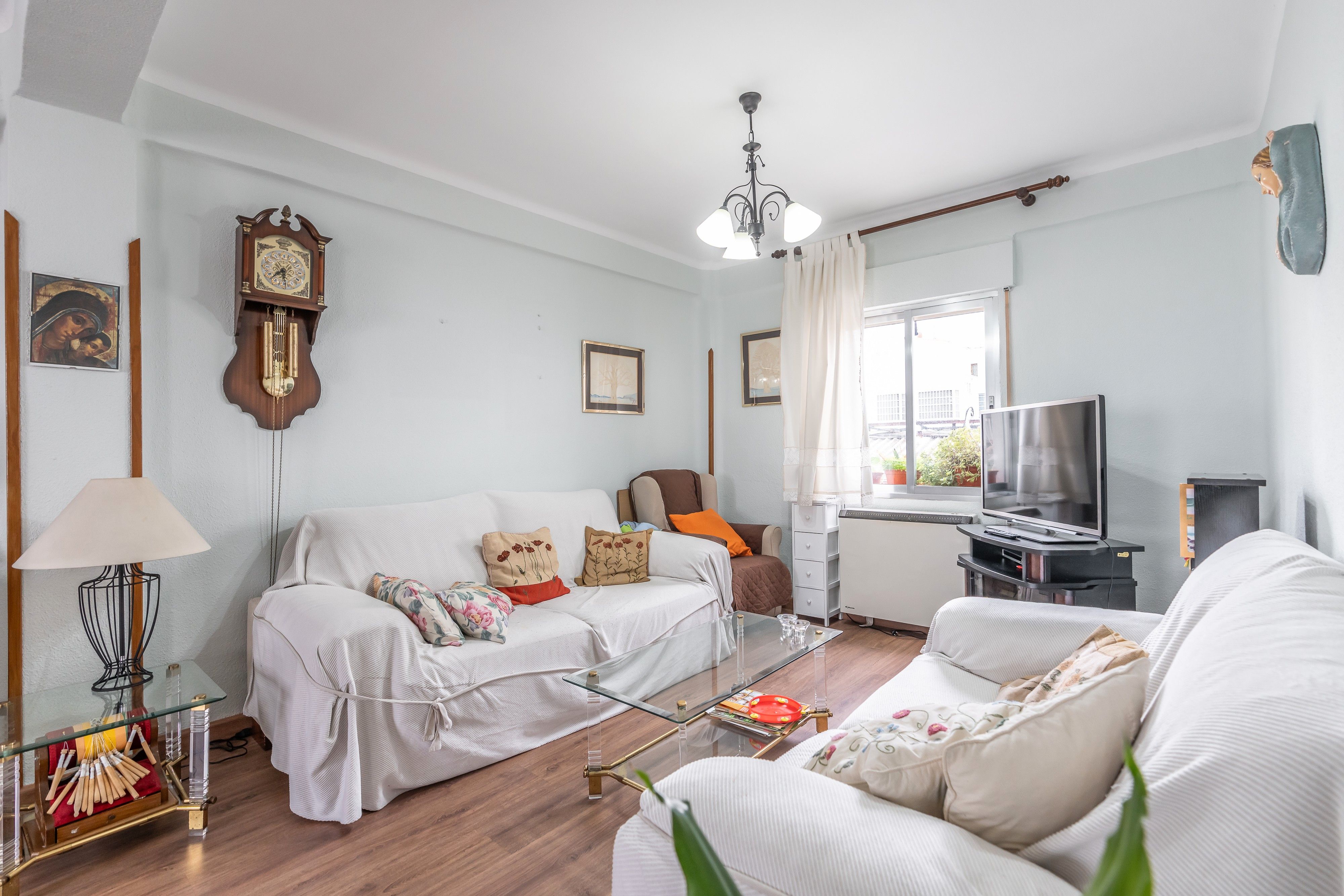 Living room of Flat for sale in  Madrid Capital  with Heating