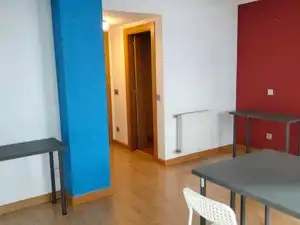 Schlafzimmer von Büro zur Miete in Gijón  mit Heizung
