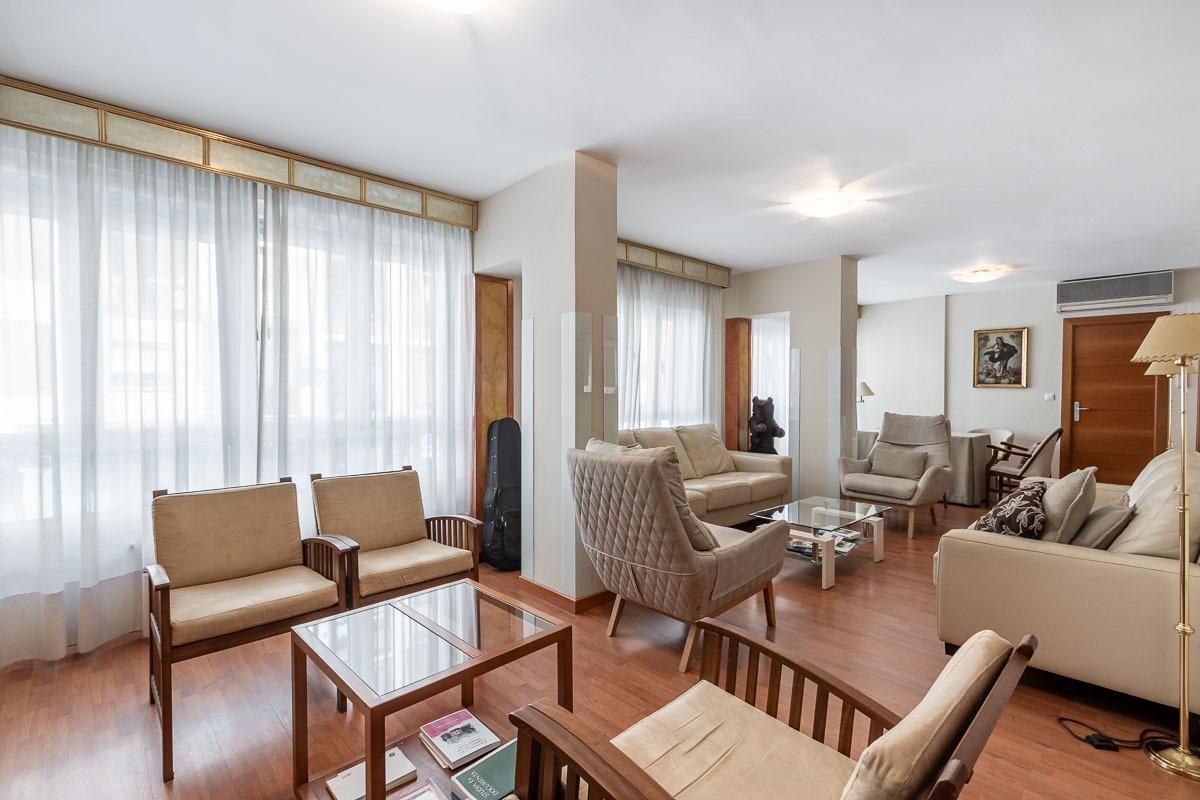 Flat for sale in Calle Emperatriz Eugenia, 11, Camino de Ronda