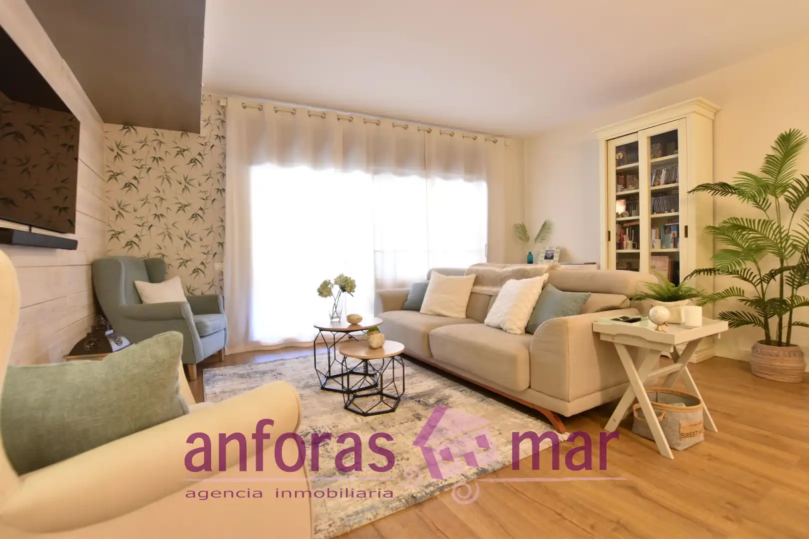 Sala de estar de Piso en venta en Torredembarra con Aire acondicionado, Calefacción y Terraza