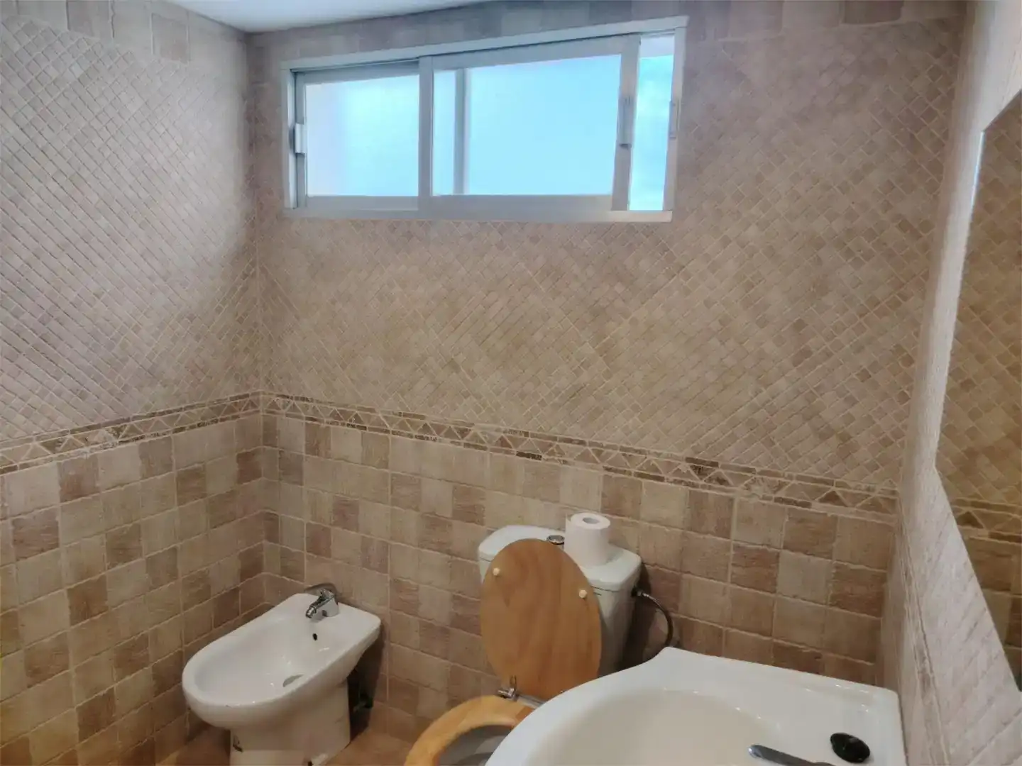 Baño de Piso de alquiler en Málaga con Aire acondicionado