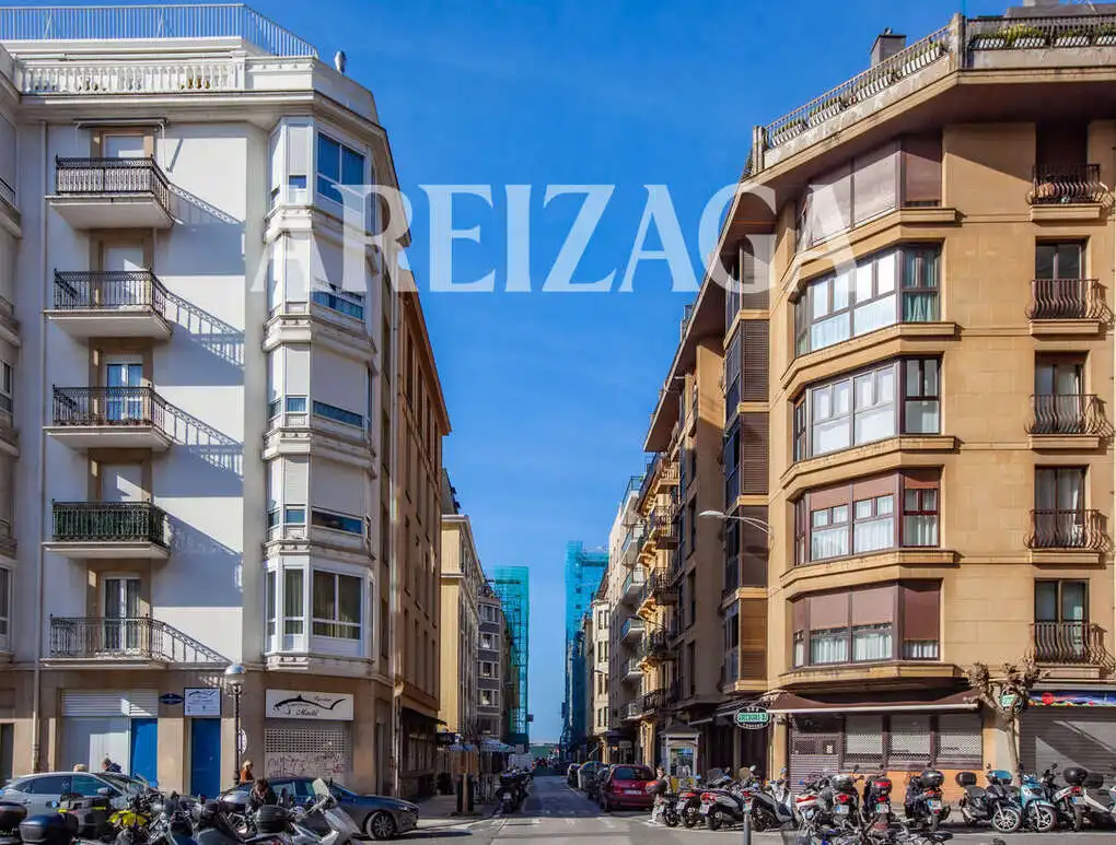 Exterior view of Flat for sale in Donostia - San Sebastián   with Heating
