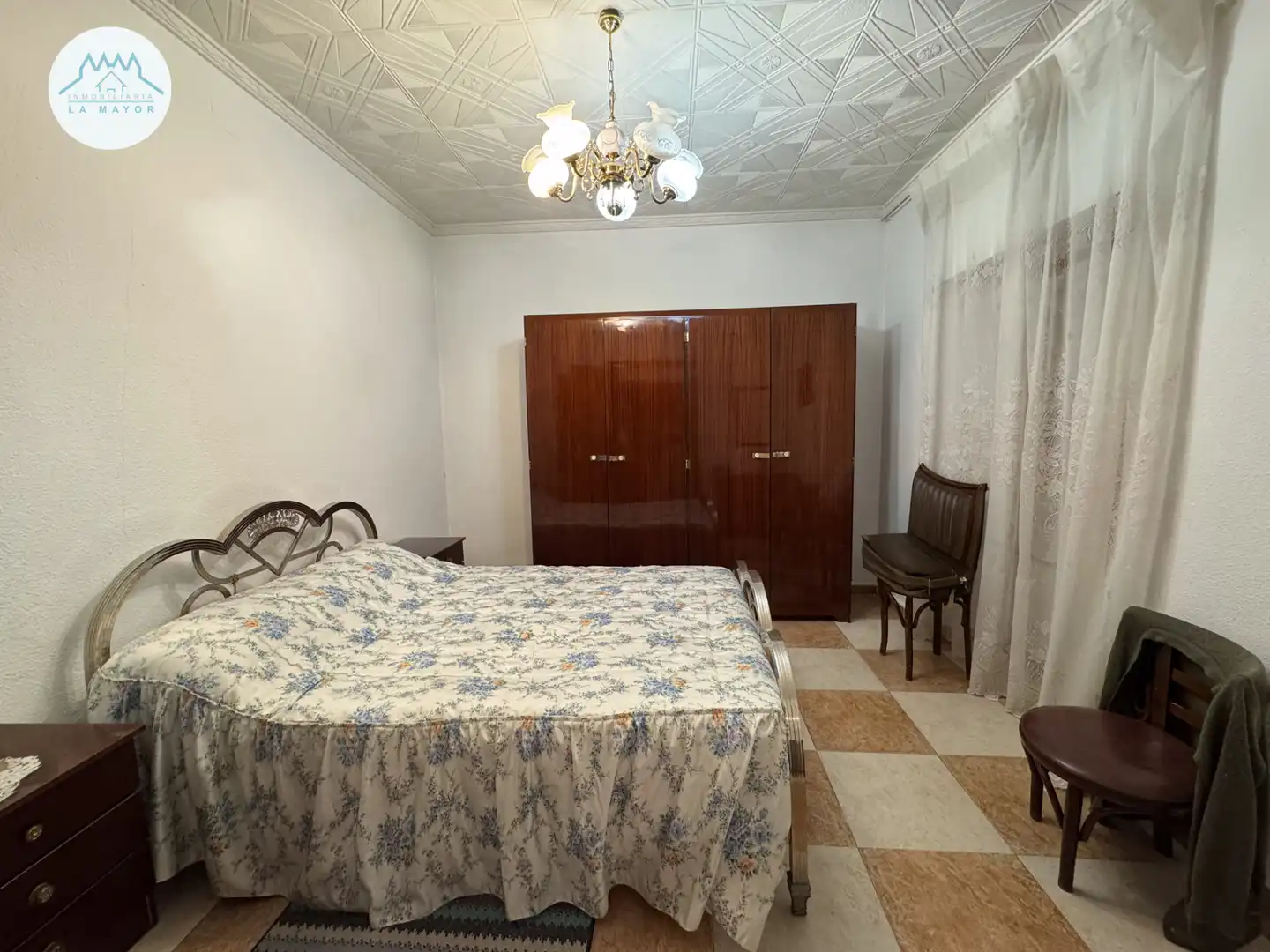 Bedroom of Houses for sale in Carrión de Calatrava  with Air Conditioner, Terrace and Furnished