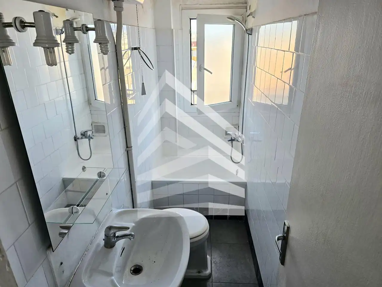 Bathroom of Flat for sale in Manresa  with Storage room and Balcony