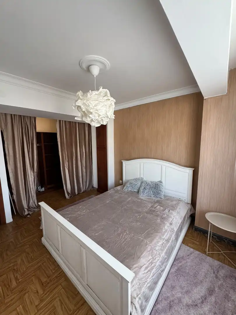 Bedroom of Flat for sale in Porta Nova