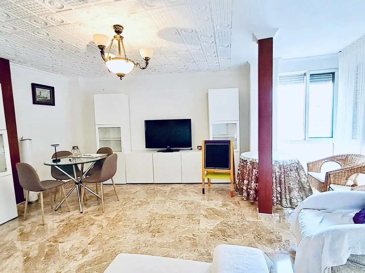 Sala de estar de Piso en venta en Águilas con Terraza y Amueblado