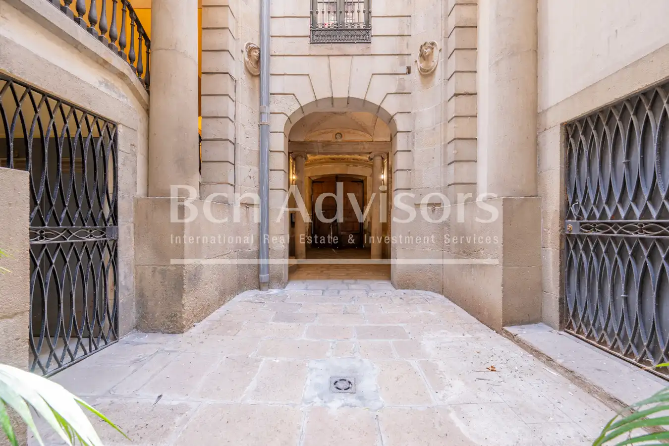 Appartamento con terrazza in vendita a Plaça del Duc de Medinaceli, imagen 34
