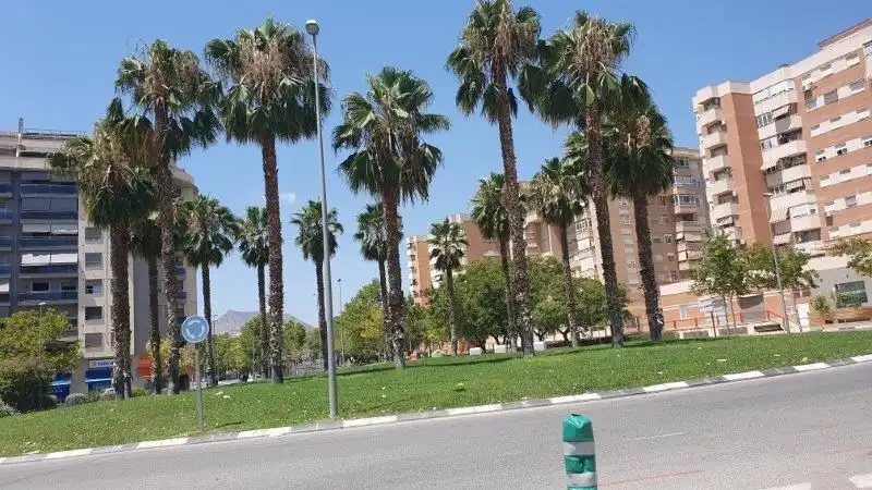 Vista exterior de Pis de lloguer en Elda amb Aire condicionat, Moblat i Forn