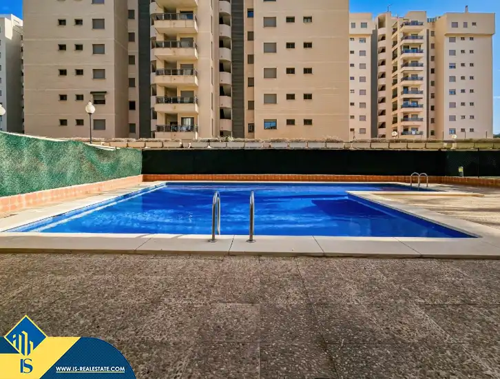 Piscina de Dúplex en venta en Guardamar del Segura con Terraza, Amueblado y Piscina comunitaria