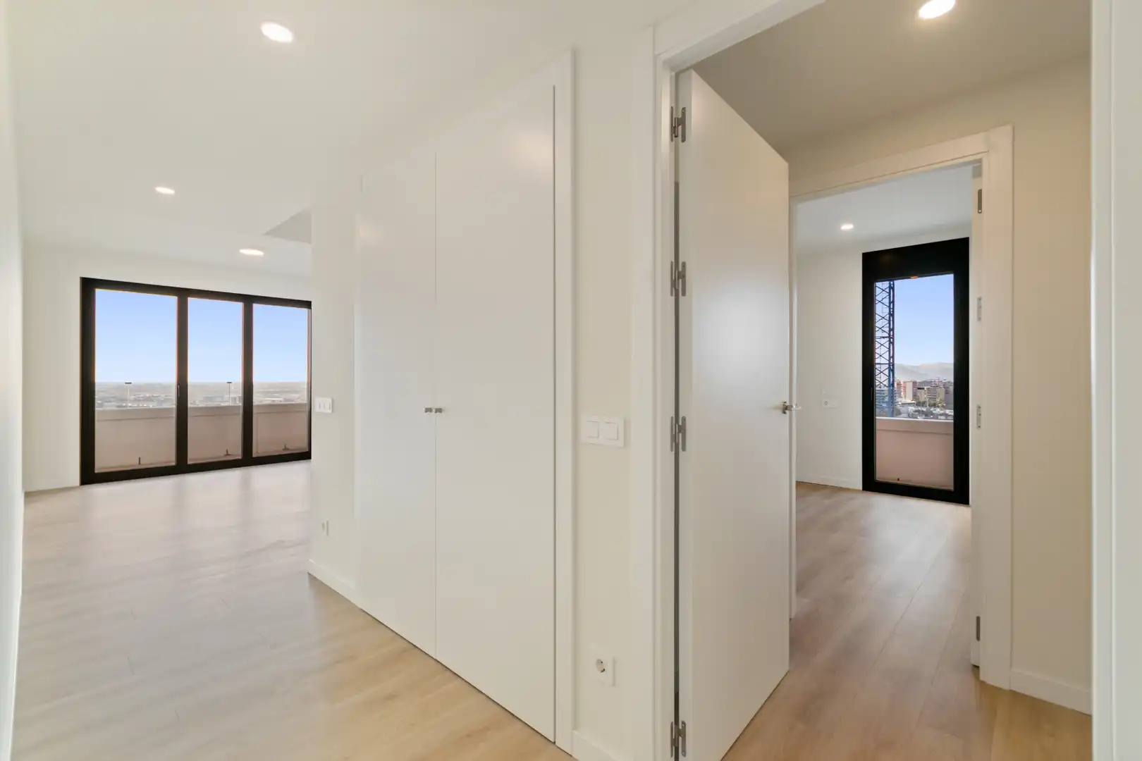 Wohnung zur Miete in Esplugues de Llobregat mit Klimaanlage, Heizung und Terrasse