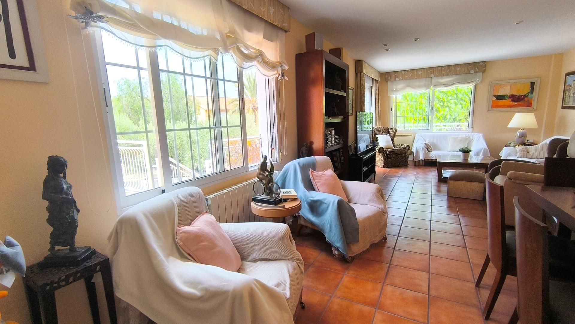 Sala d'estar de Casa o xalet en venda en  Murcia Capital amb Aire condicionat, Terrassa i Balcó