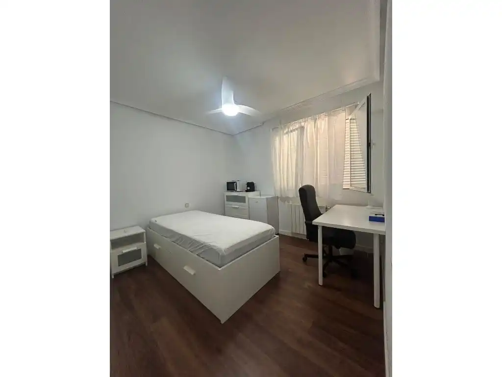 Habitación en Calle Francisco Pizarro, Villanueva de la Cañada ciudad