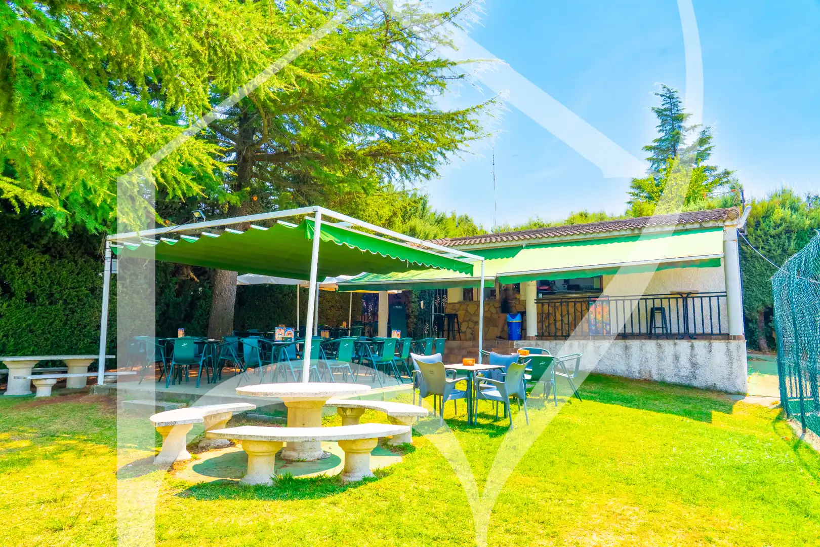 Detached homes for sale in Carrascal de Barregas  with Heating, Private garden and Community pool