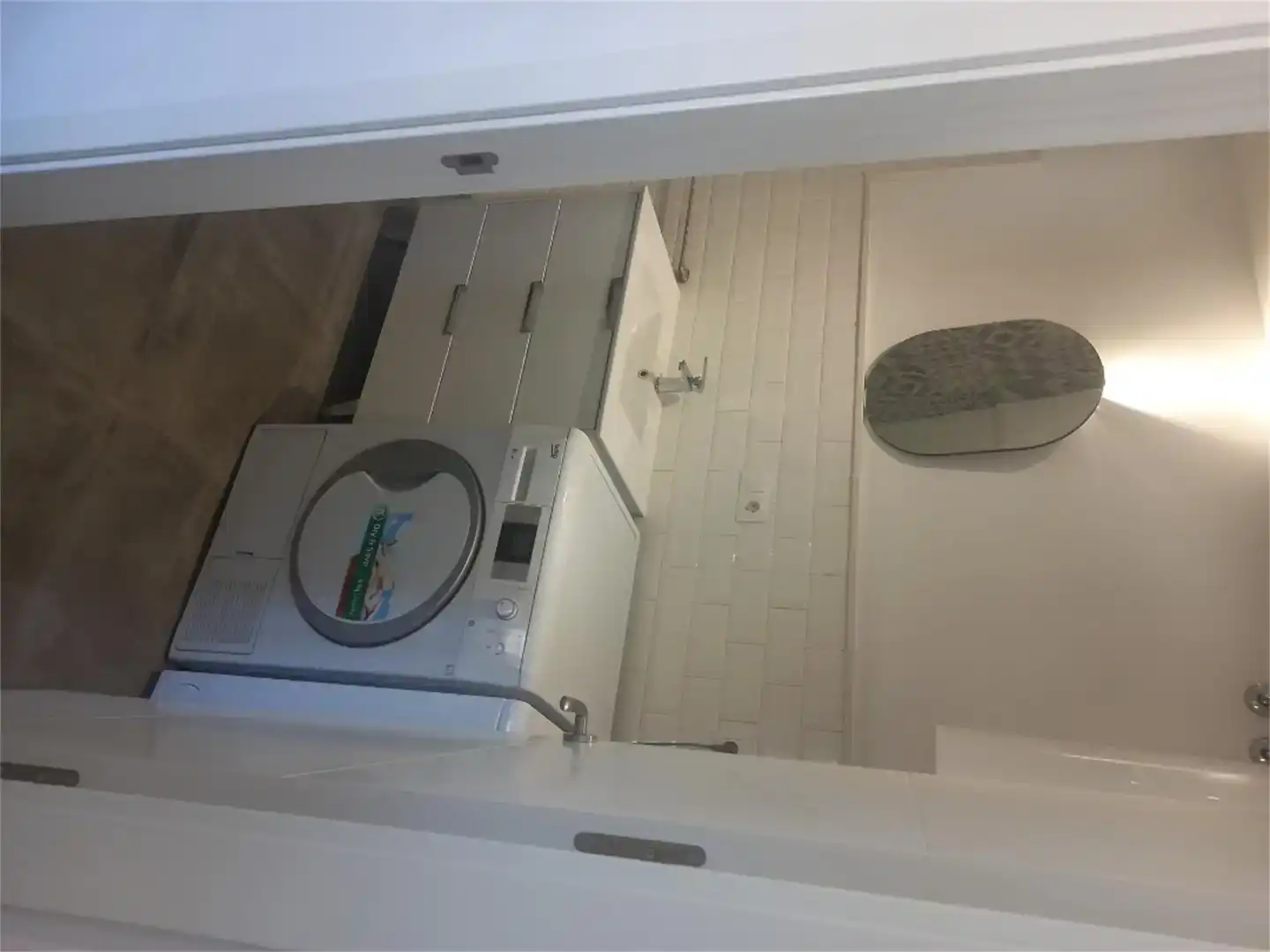 Badezimmer von Wohnungen zur Miete in Cabra mit Klimaanlage, Ofen und Waschmaschine