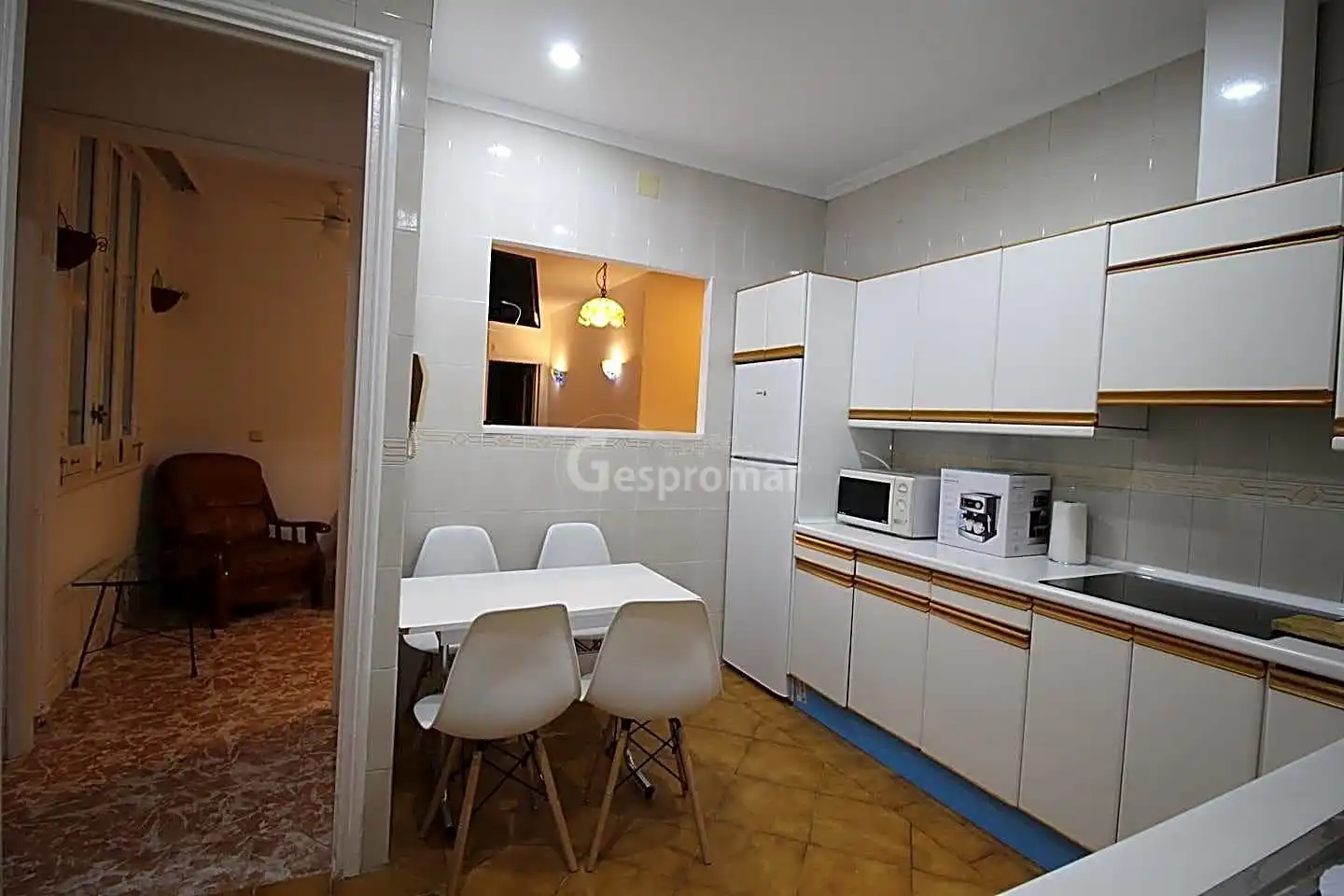 Habitación en De San Bernardo, Universidad - Malasaña