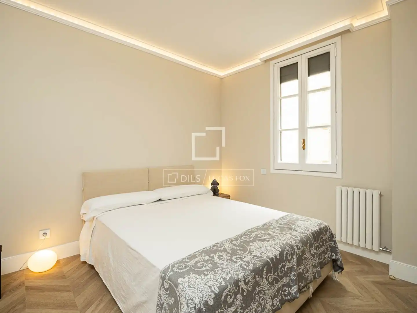 Schlafzimmer von Wohnung zum Verkauf in Barcelona mit Klimaanlage, Heizung und Parkett