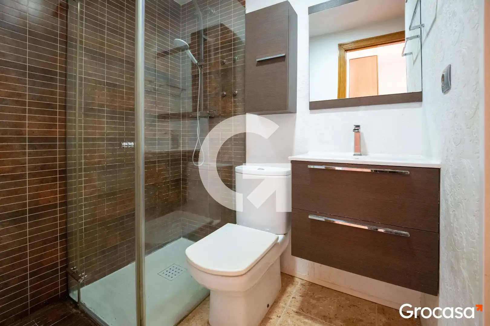 Bathroom of Flat for sale in Mataró  with Air Conditioner, Oven and TV