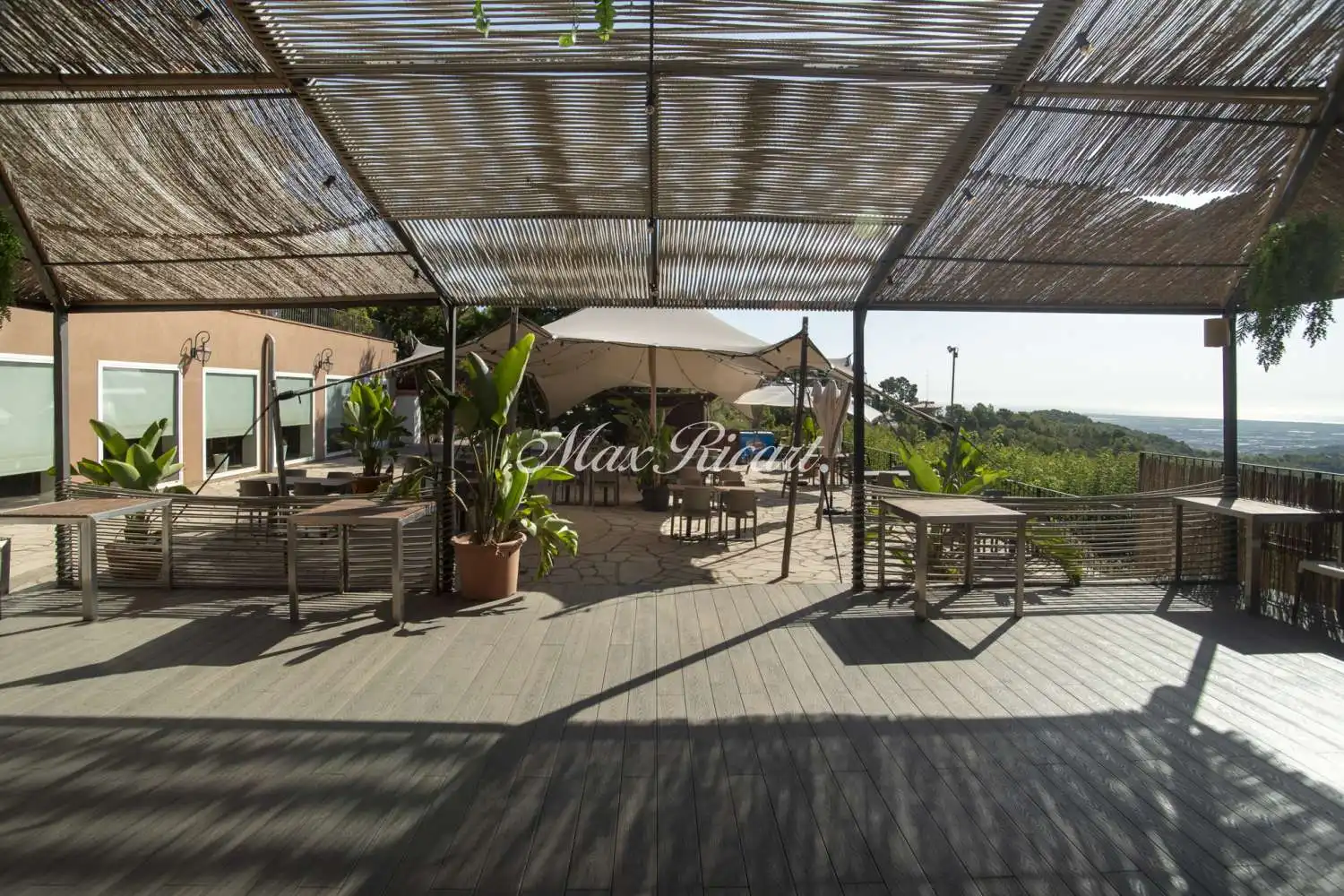 Terrasse von Gebäude zur Miete in Bruguers