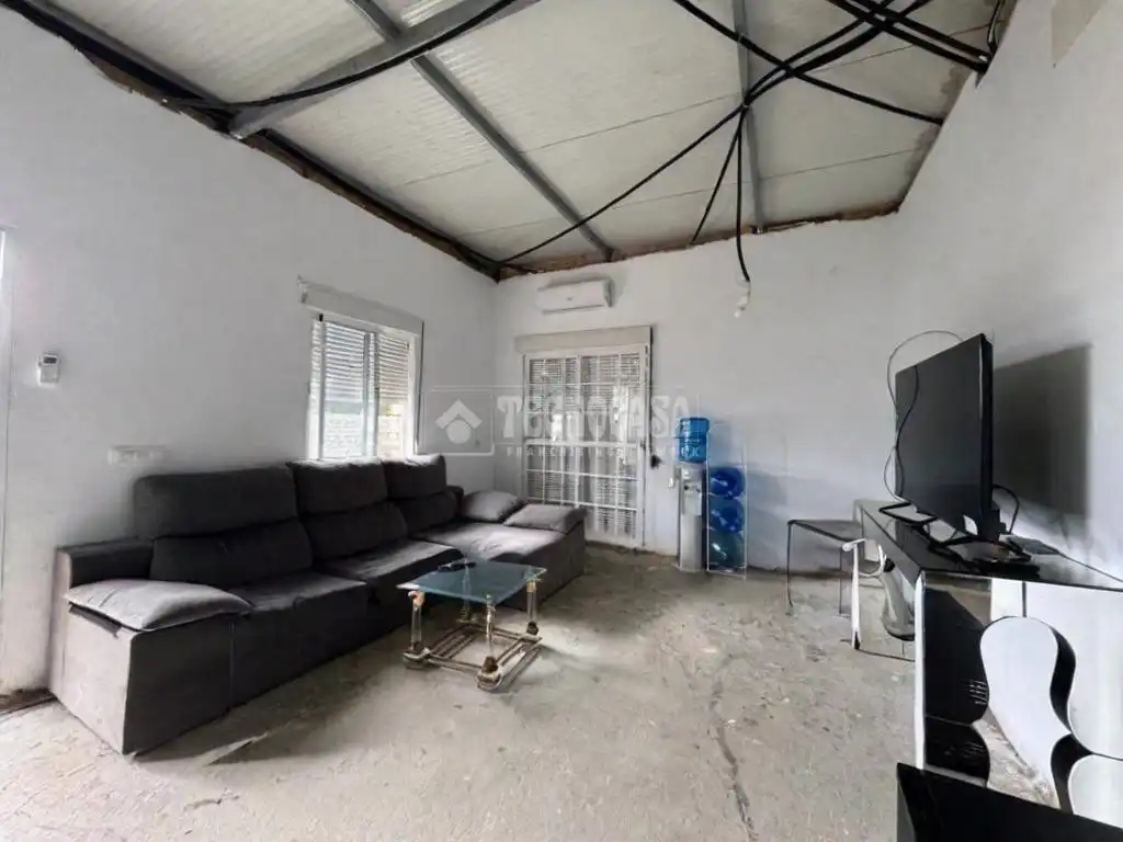 Houses for sale in Chiclana de la Frontera  with Air Conditioner