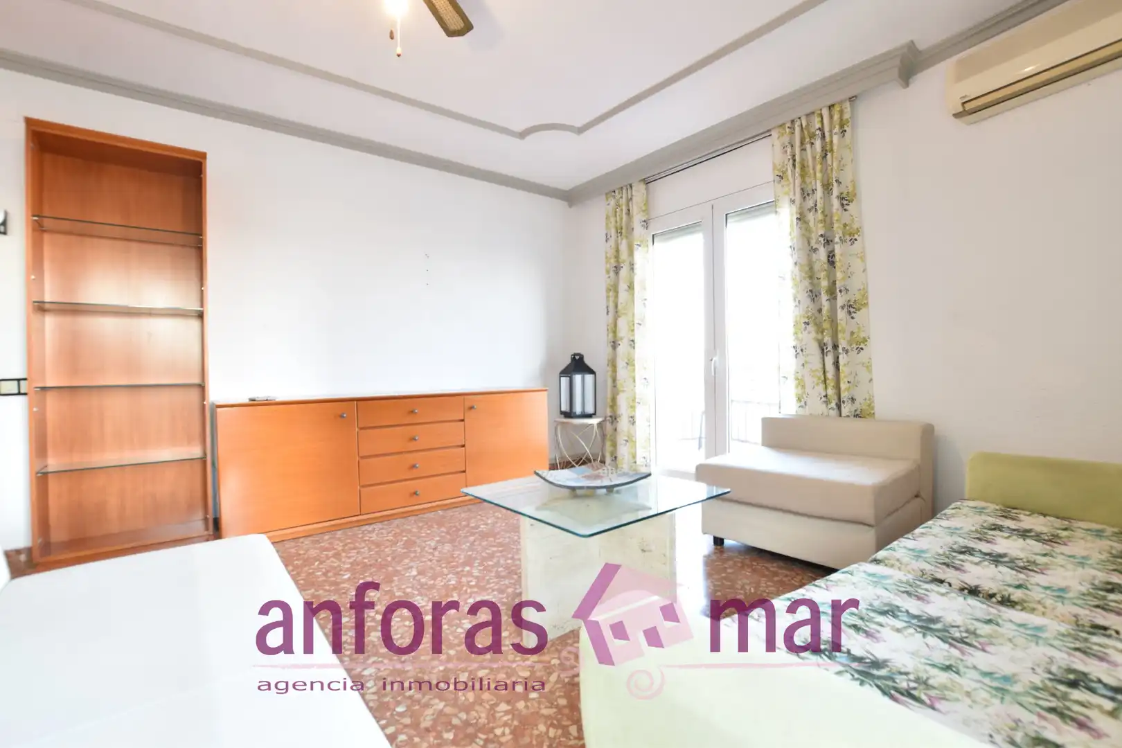 Wohnzimmer von Wohnung zum Verkauf in La Canonja mit Klimaanlage, Heizung und Terrasse
