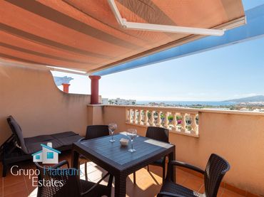Apartamento con piscina en venta en San Juan de los Terreros