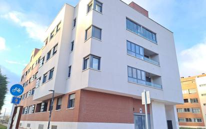 Exterior view of Flat for sale in Burgos Capital  with Heating and Terrace