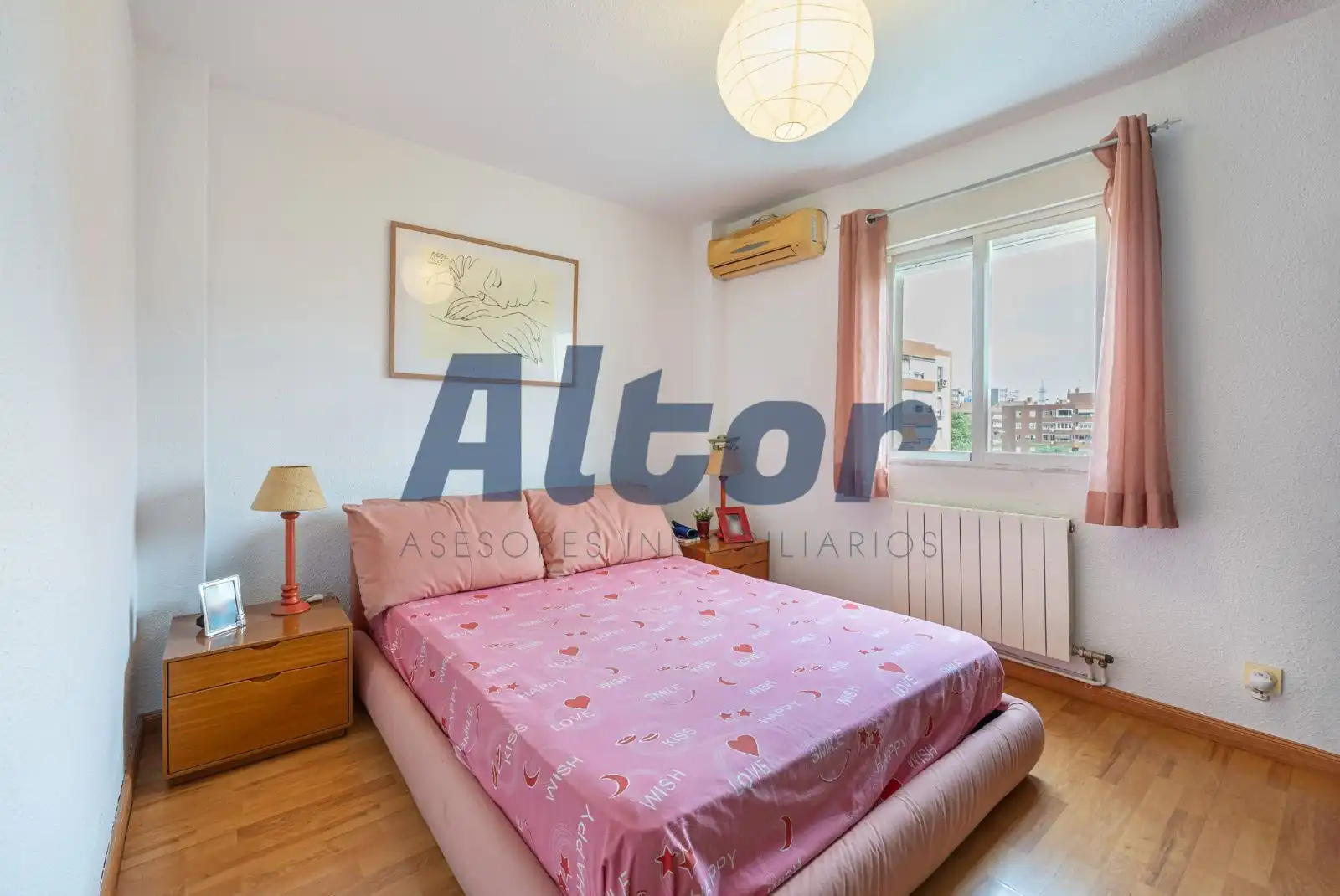 Bedroom of Flat for sale in Fuenlabrada  with Heating, Terrace and Swimming Pool