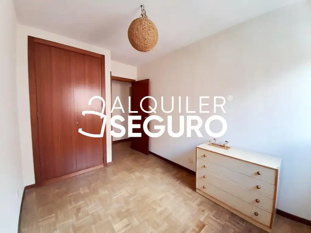 Habitación de Piso de alquiler en Madrid con Calefacción