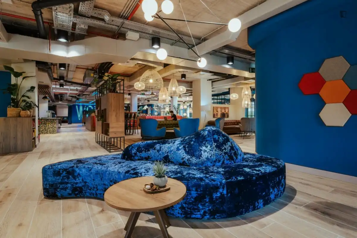 Piso de alquiler en Barcelona con Piscina, Amueblado y Internet