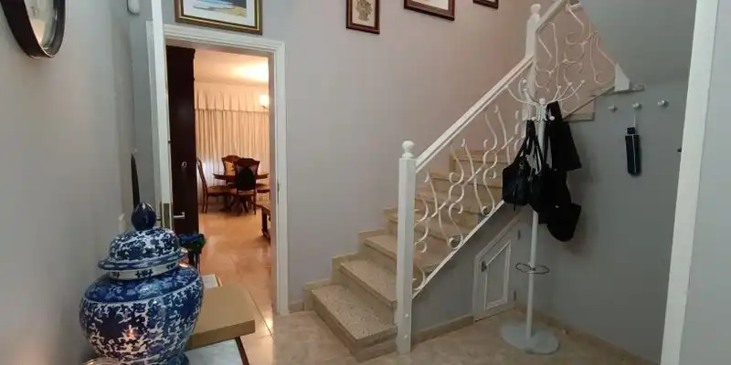 Casa adosada en venta en Telde con Terraza, Trastero y Amueblado