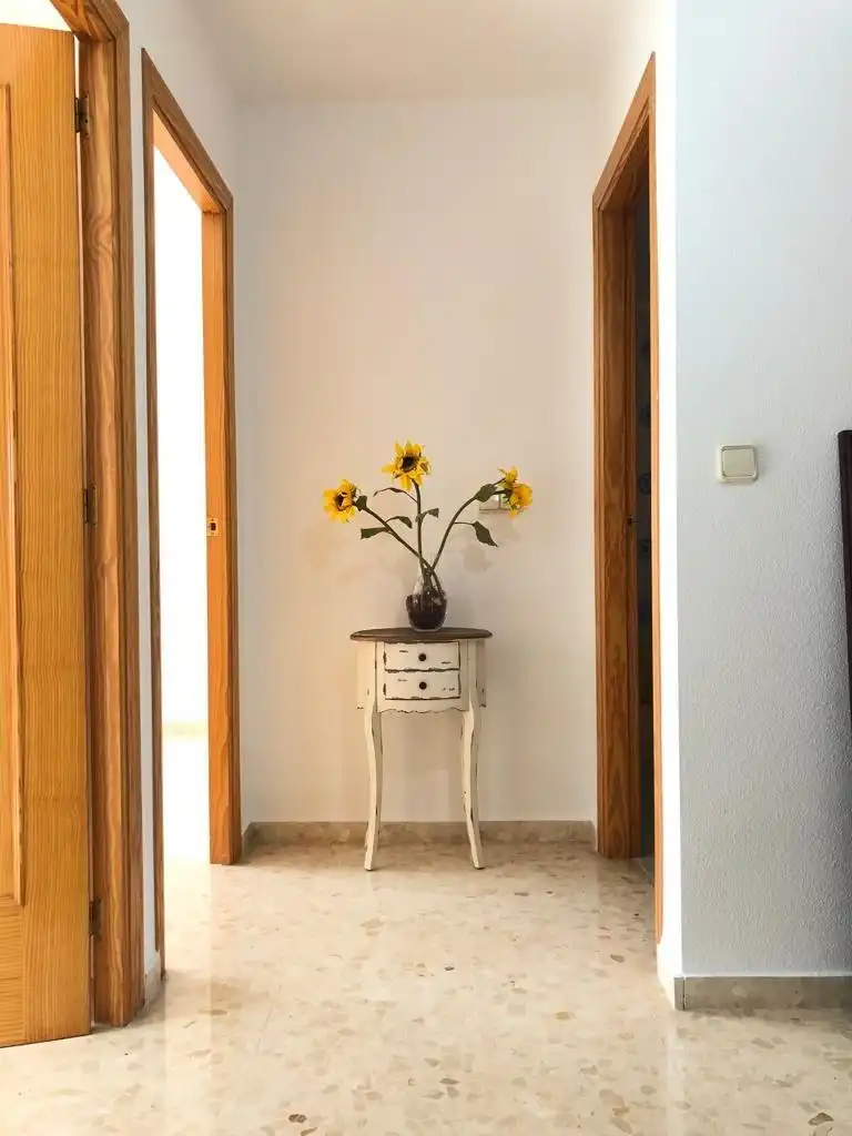 Einfamilien-Reihenhaus zur Miete in Murcia mit Klimaanlage, Privatgarten und Abstellraum