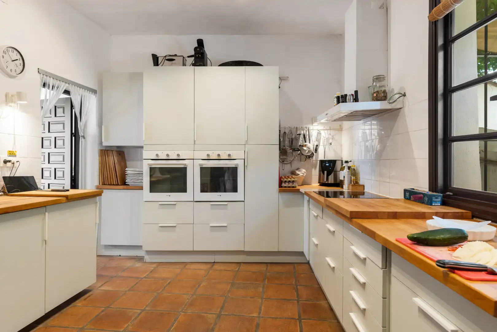 Küche von Country house zum Verkauf in Estepona mit Klimaanlage, Privatgarten und Terrasse