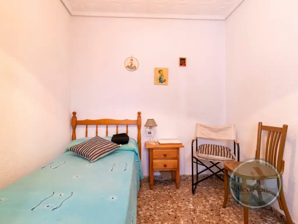 Habitación de Piso en venta en Santa Pola con Aire acondicionado y Balcón