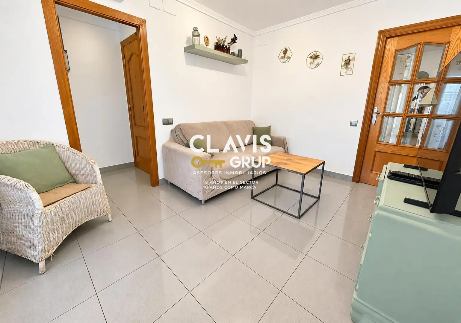 Ático con balcón en venta en Nou Barris, imagen 5