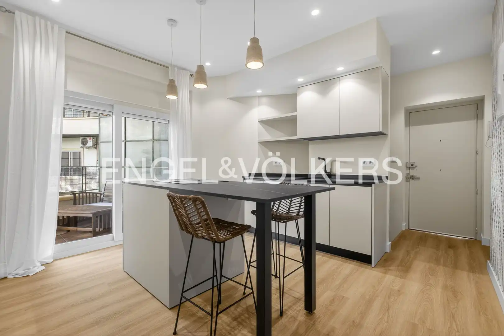 Exterior view of Flat for sale in Sevilla  with Heating, Parquet flooring and Terrace