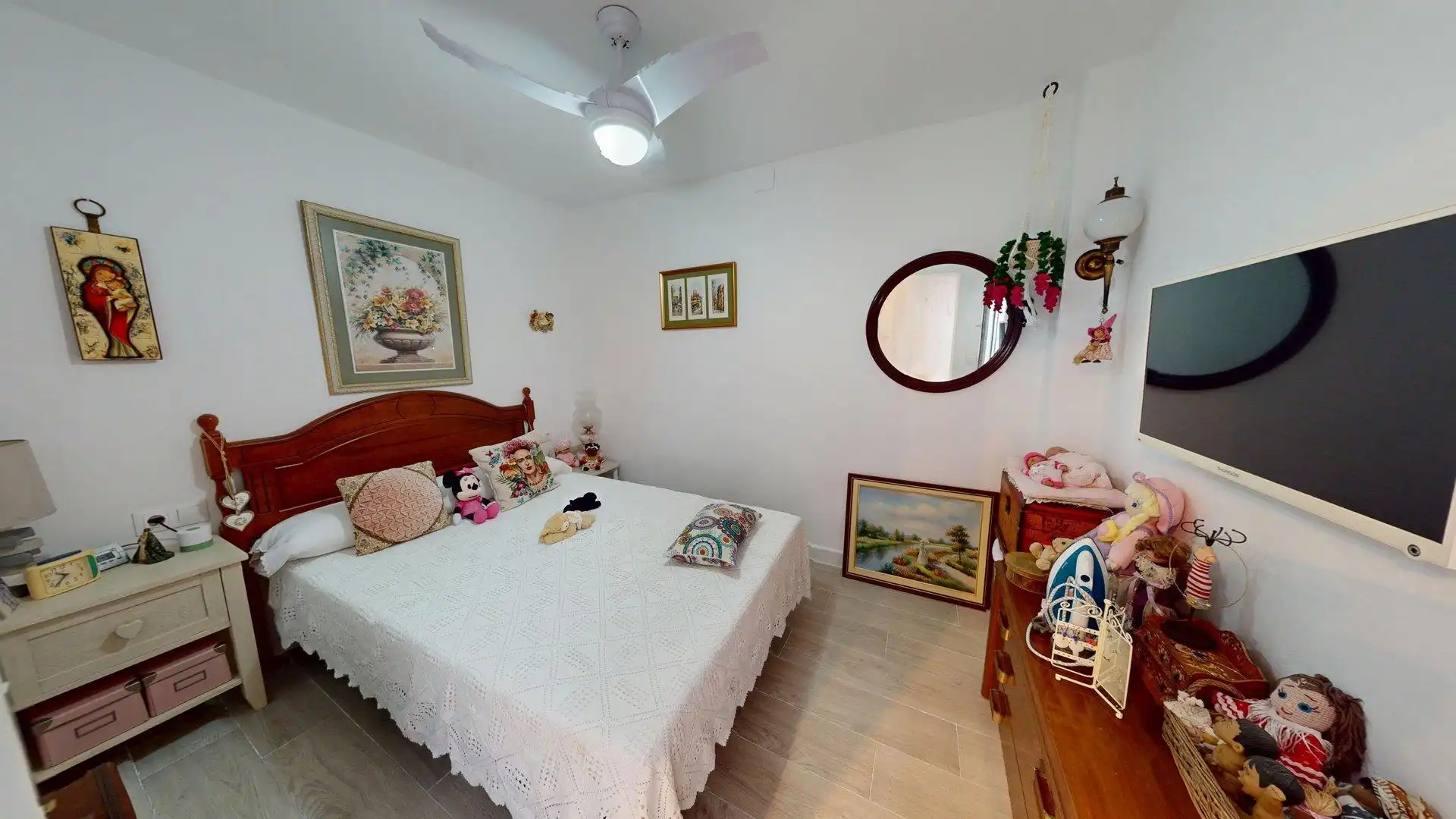 Habitación de Casa adosada en venta en Benalmádena con Calefacción, Jardín privado y Terraza